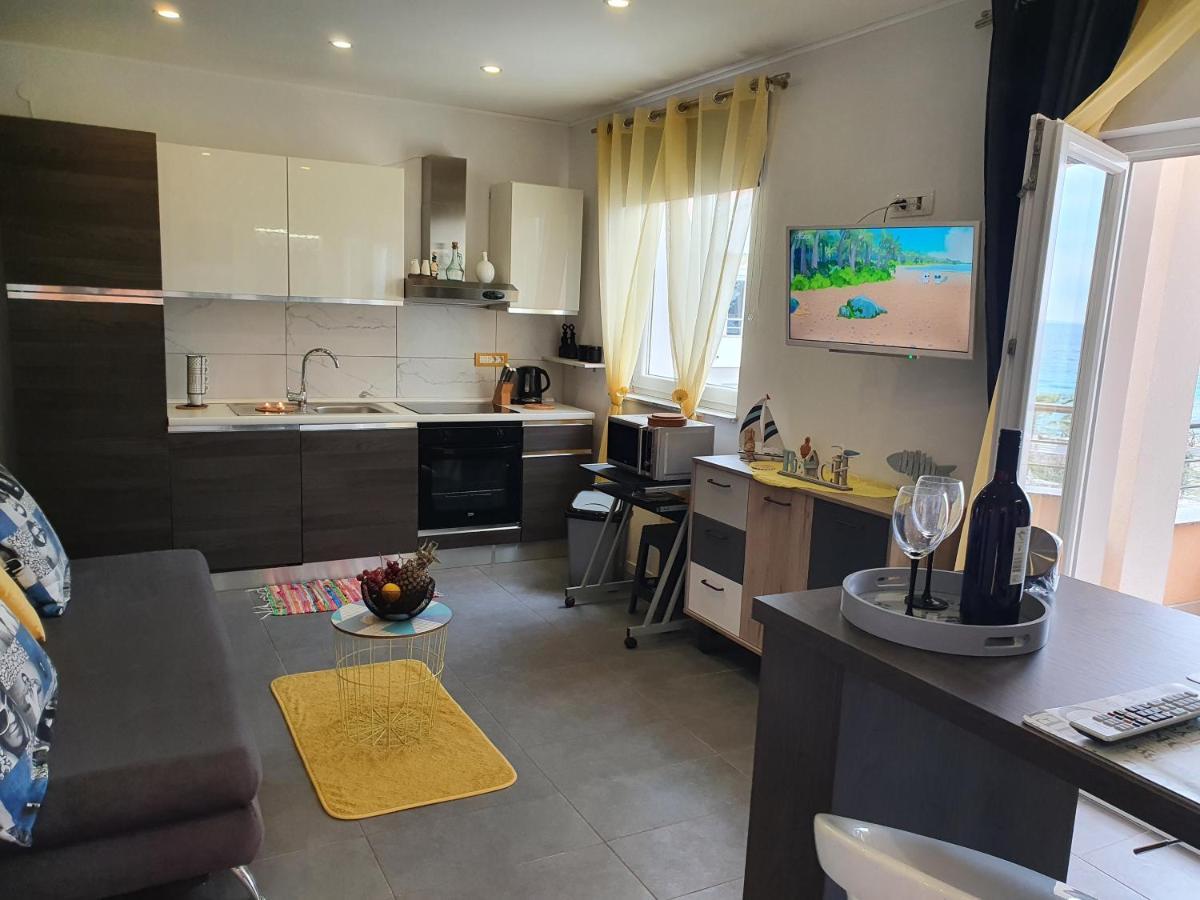 Apartment Pikulo ノヴァリャ エクステリア 写真