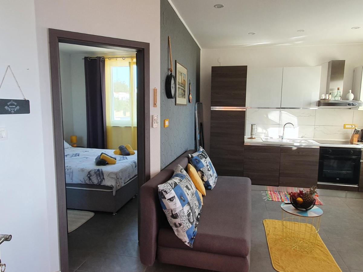 Apartment Pikulo ノヴァリャ エクステリア 写真